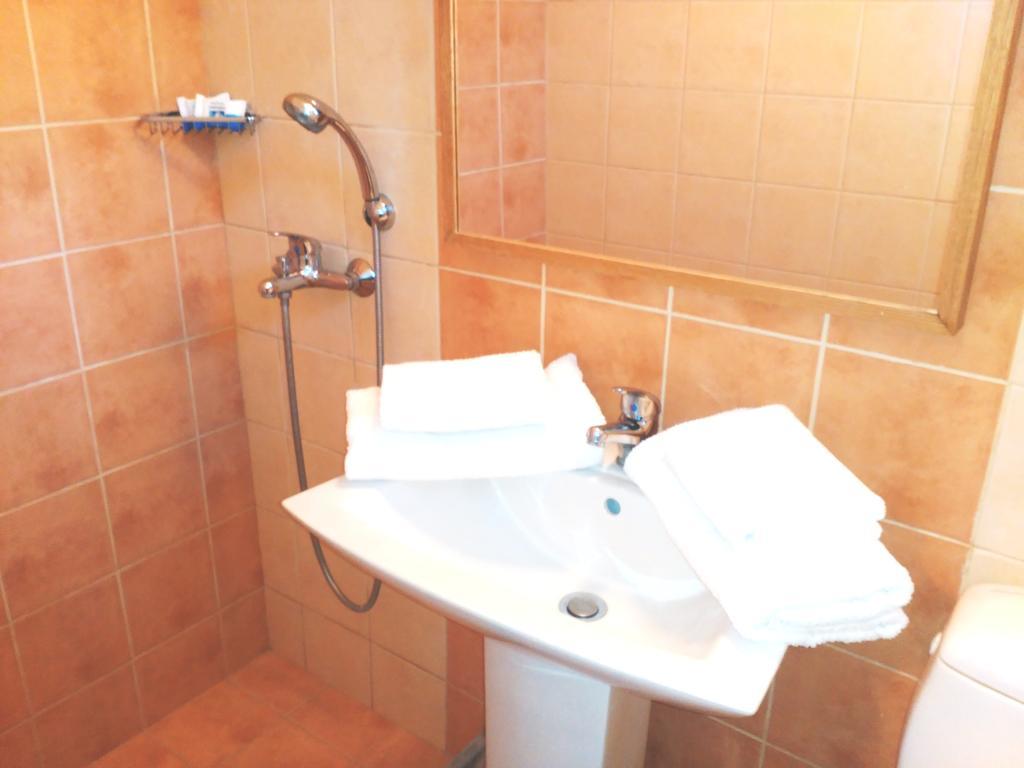 Rossi'S Studios Moraḯtika Ngoại thất bức ảnh