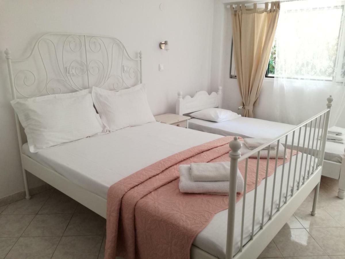 Rossi'S Studios Moraḯtika Ngoại thất bức ảnh
